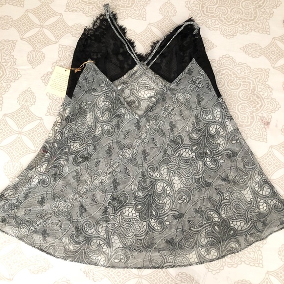 Victoria’s Secret Intimate Lingerie Collection M Lace Slip - Picture 6 of 8